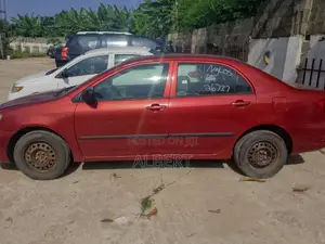 Toyota Corolla 2004 Red
