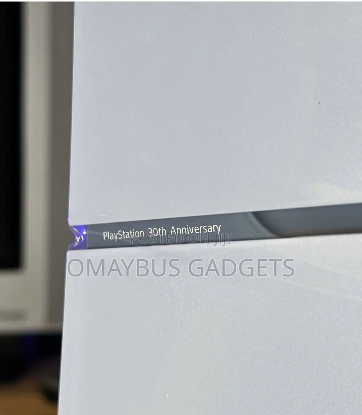 Omaybus Play Station