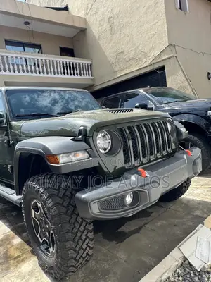 Photo - Jeep Wrangler 2023 Green