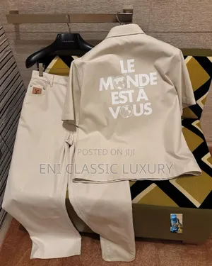 Premium Quality Luxury Louis Vuitton Well Branded Package
