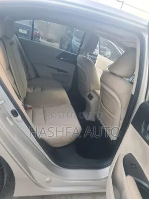 Honda Accord Touring V-6 4dr Sedan (3.5L 6cyl 6A) 2014 Gold