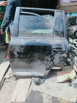 Toyota Door Land Cruiser 2010