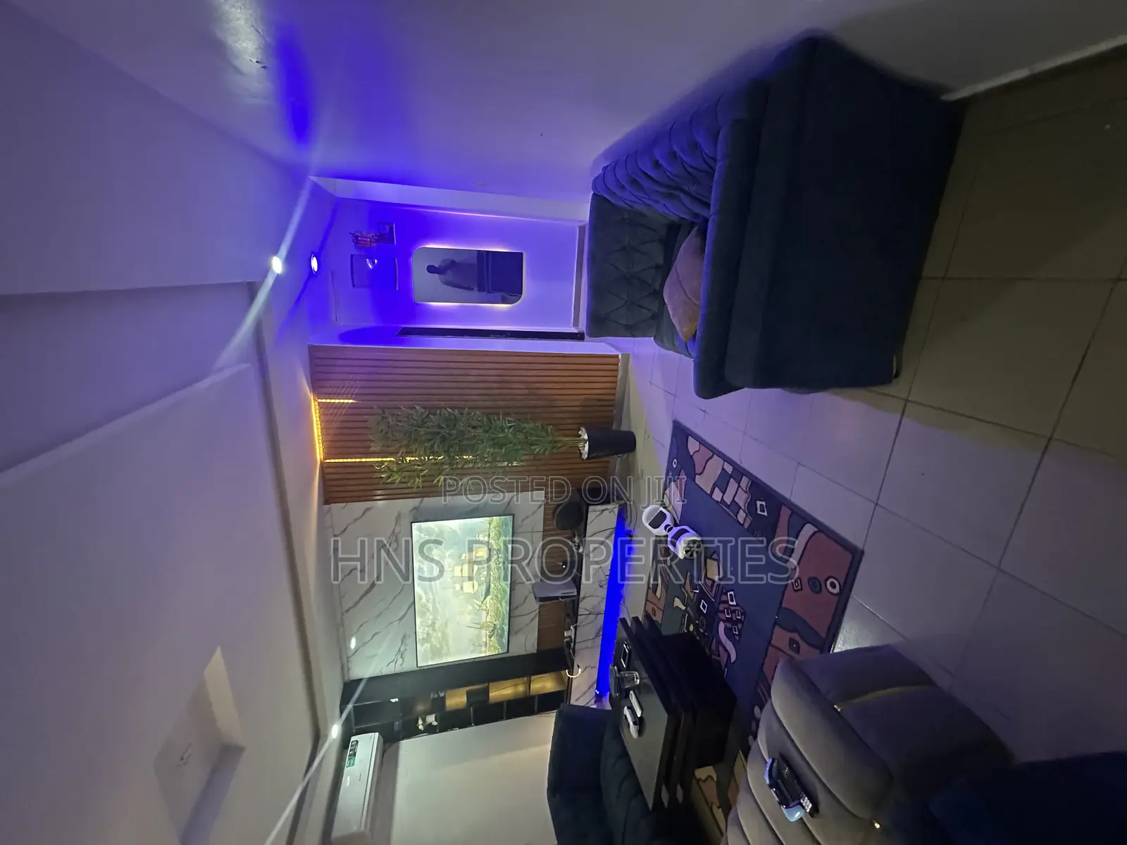 3bdrm Block of Flats in Brains And Hammers, Life Camp for sale