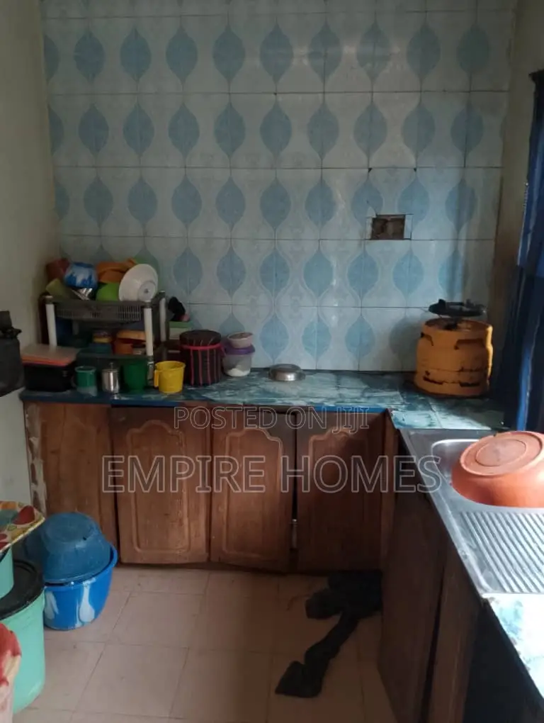 3bdrm Bungalow in Oshin Ayobo for sale