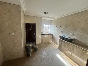 3bdrm Bungalow in Patnasonic Estate, Mbora for sale