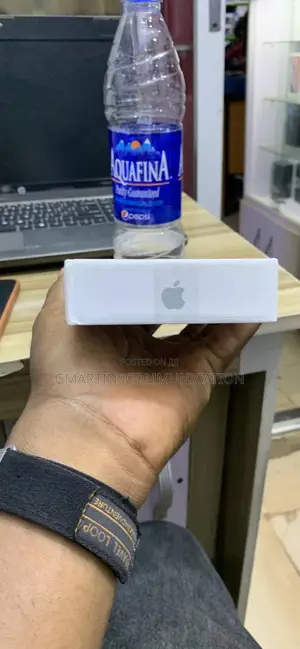 New Apple iPhone 14 Pro Max 256 GB Silver
