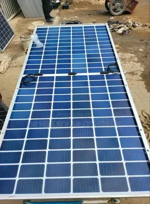 585w Jinko Bifacial 144cell Halfcut Solar Mono Crystalline