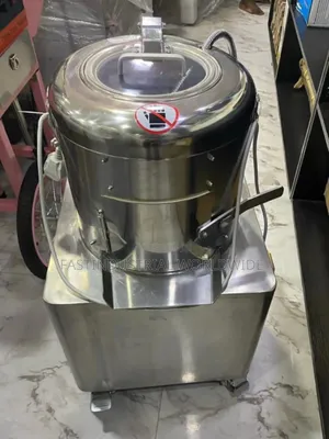 Peteto Peeling Machine
