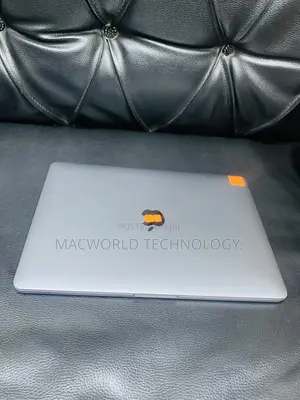 Laptop Apple MacBook Pro 2017 8GB Intel Core I5 SSD 256GB