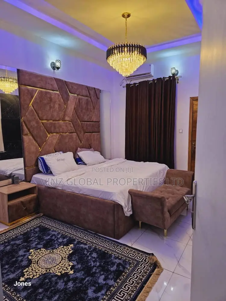 Exquisite Luxury 3 Bedroom Duplex Apartment