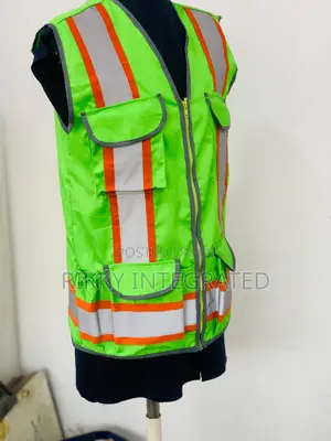 Custom Branding for Security, Safety Wear Medical Uniforms