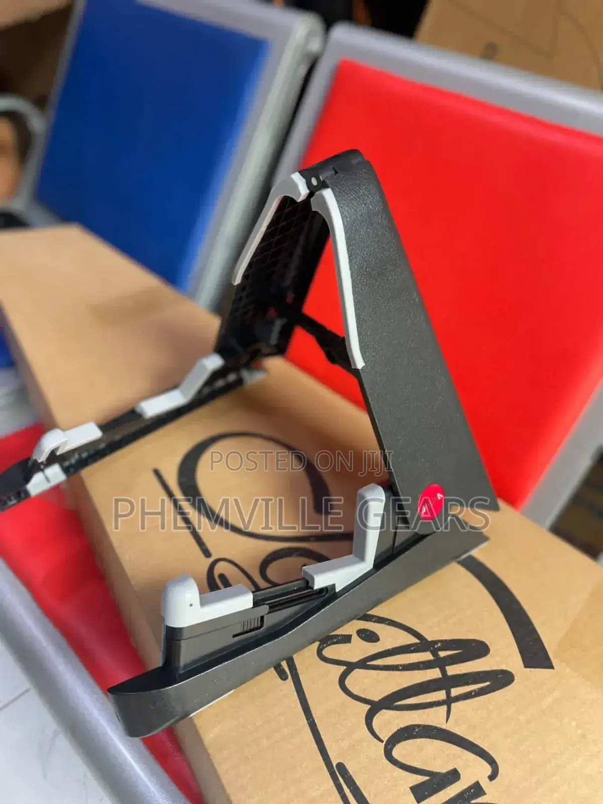 Foldable Guitar Stand.