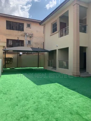 4bdrm Block of Flats in Second Ugbor,Gra, Benin City for sale