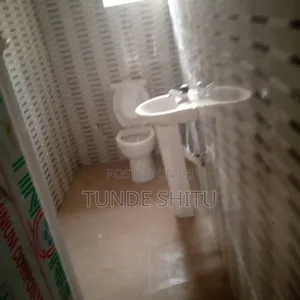 Furnished 1bdrm Apartment in Fashola Estate, Igbogbo for rent