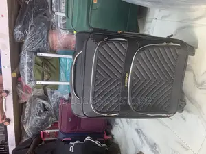 Single Hand Luggage Box