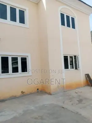 3bdrm Apartment in Benin City for rent