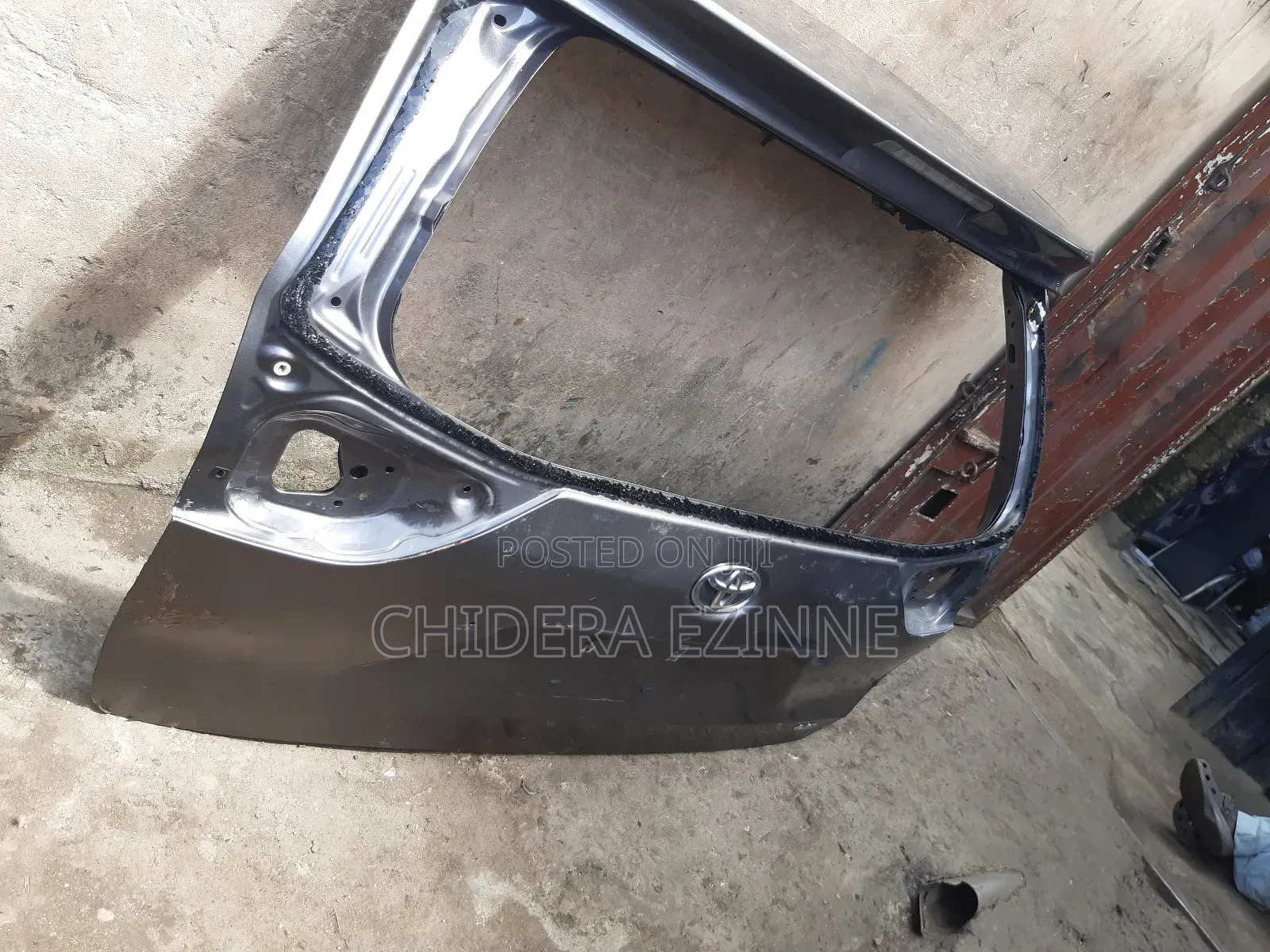 Toyota Sienna 2012 Model Empty Boot