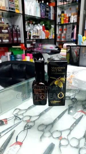 Macadamia Nut Oil