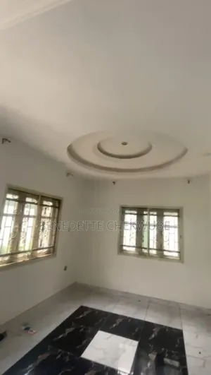 4bdrm Duplex in Radio Estate, Port-Harcourt for rent