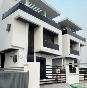 5bdrm Duplex in Secured Area Lekki for sale