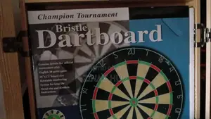 Bristle Dartboard With Cubicle