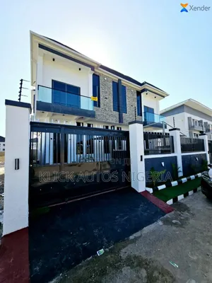 4bdrm Duplex in Lekki for sale