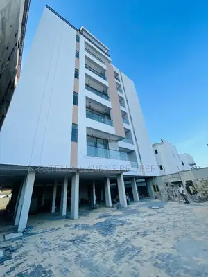 2bdrm Apartment in Lekki Phase 1 for sale