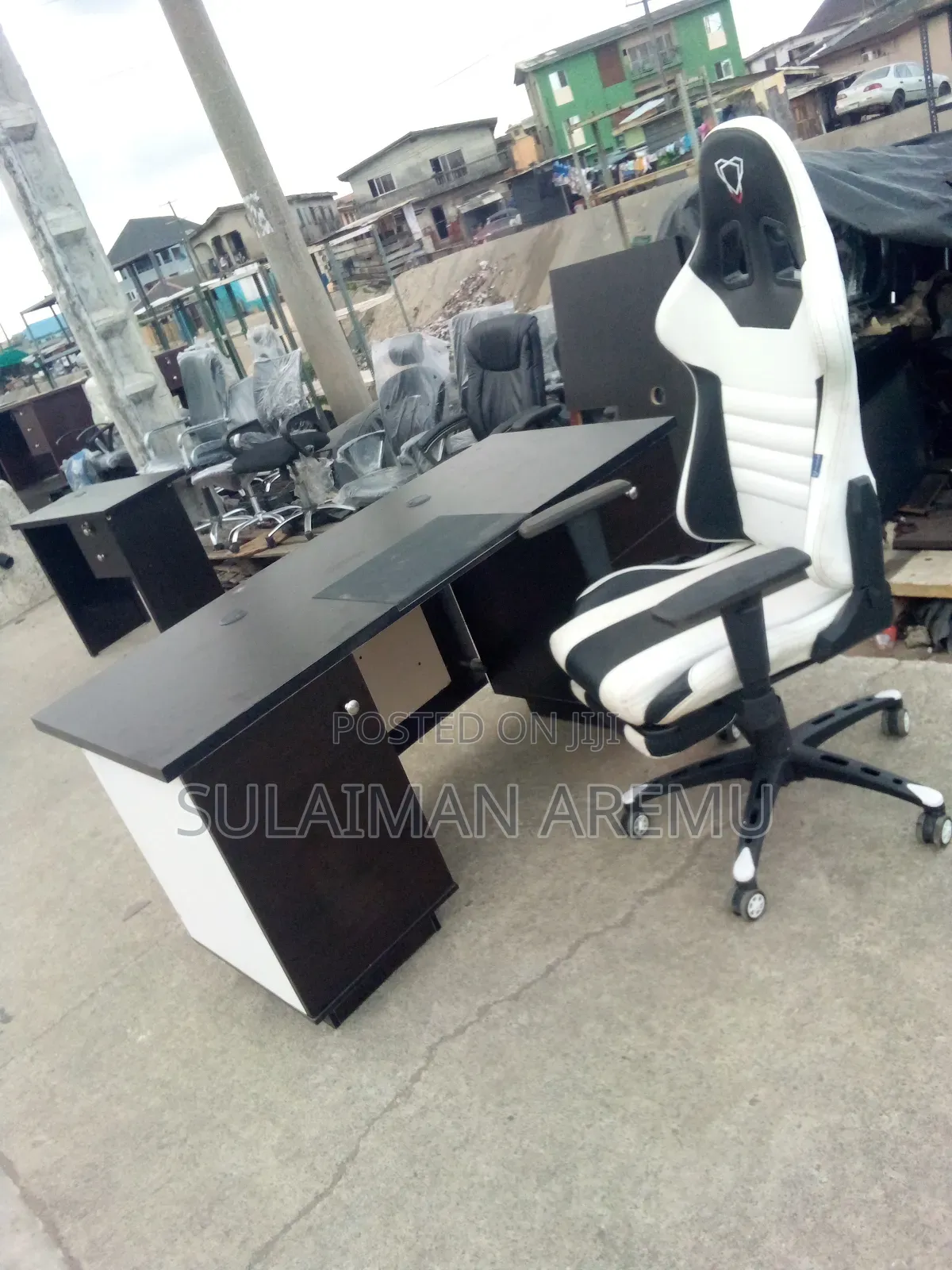 Executive Gamechair and Table