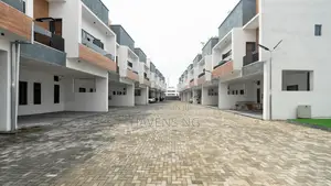 Luxurious 4-Bedroom Apartment With Private Rooftop, Cinema