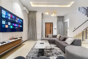 Luxurious 3-Bedroom Apartment With Rooftop, Cinema, and Pool