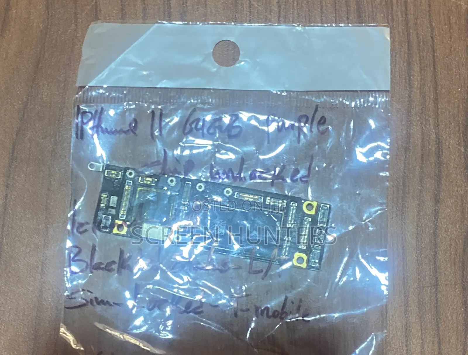 iPhone 11 Chip Unlocked Panel