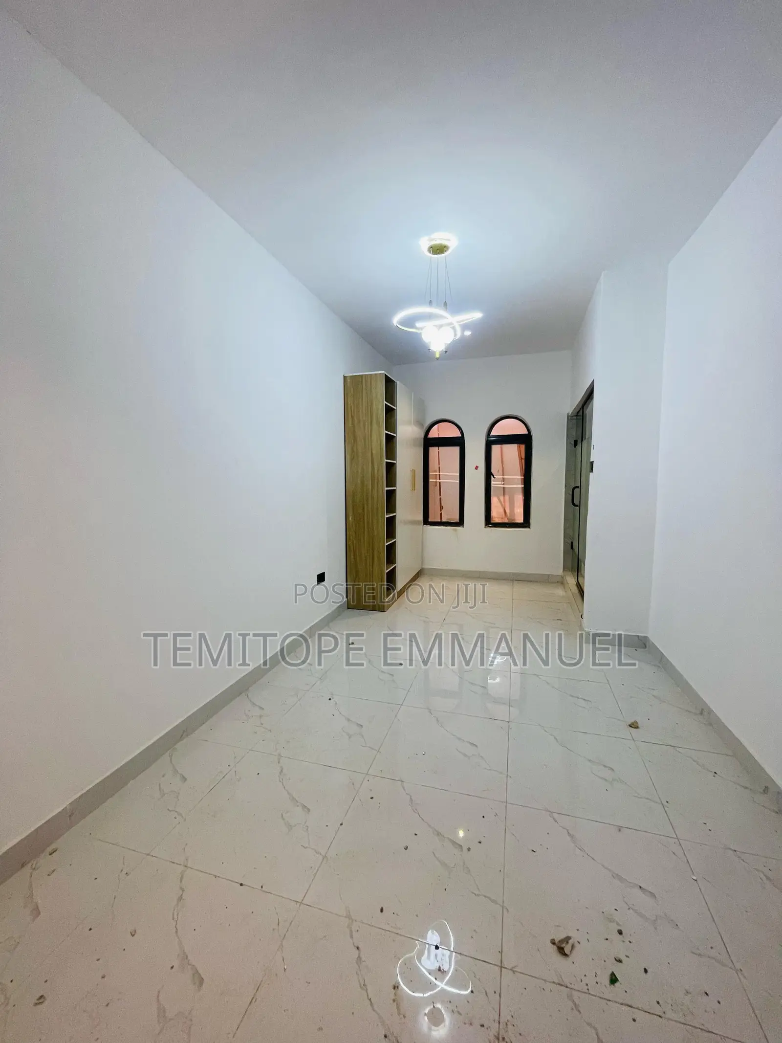 Furnished 2bdrm Block of Flats in Lekki for sale