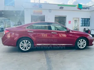Lexus ES 350 2010 Red