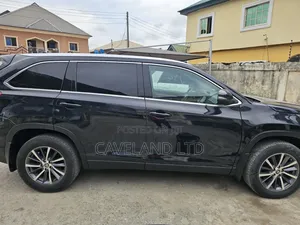 Toyota Highlander Limited 2019 Black
