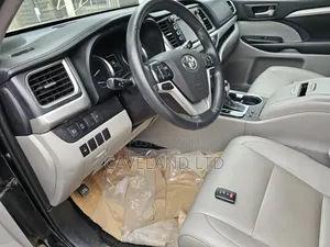 Toyota Highlander Limited 2019 Black