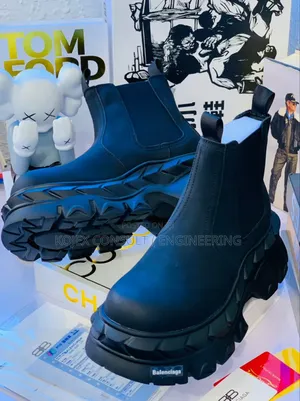 New Inn Balenciaga Original Quality