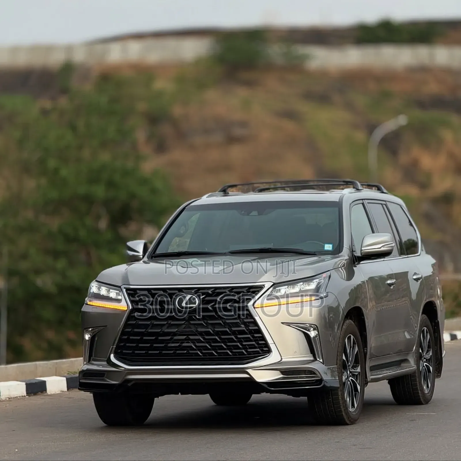Lexus LX 2021 Silver