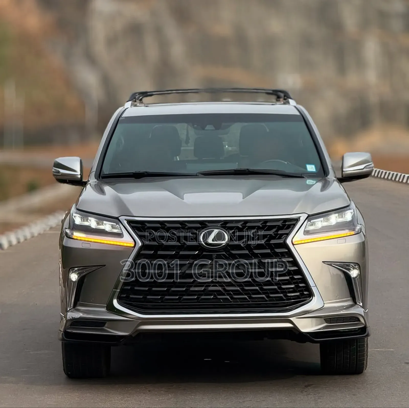 Lexus LX 2021 Silver