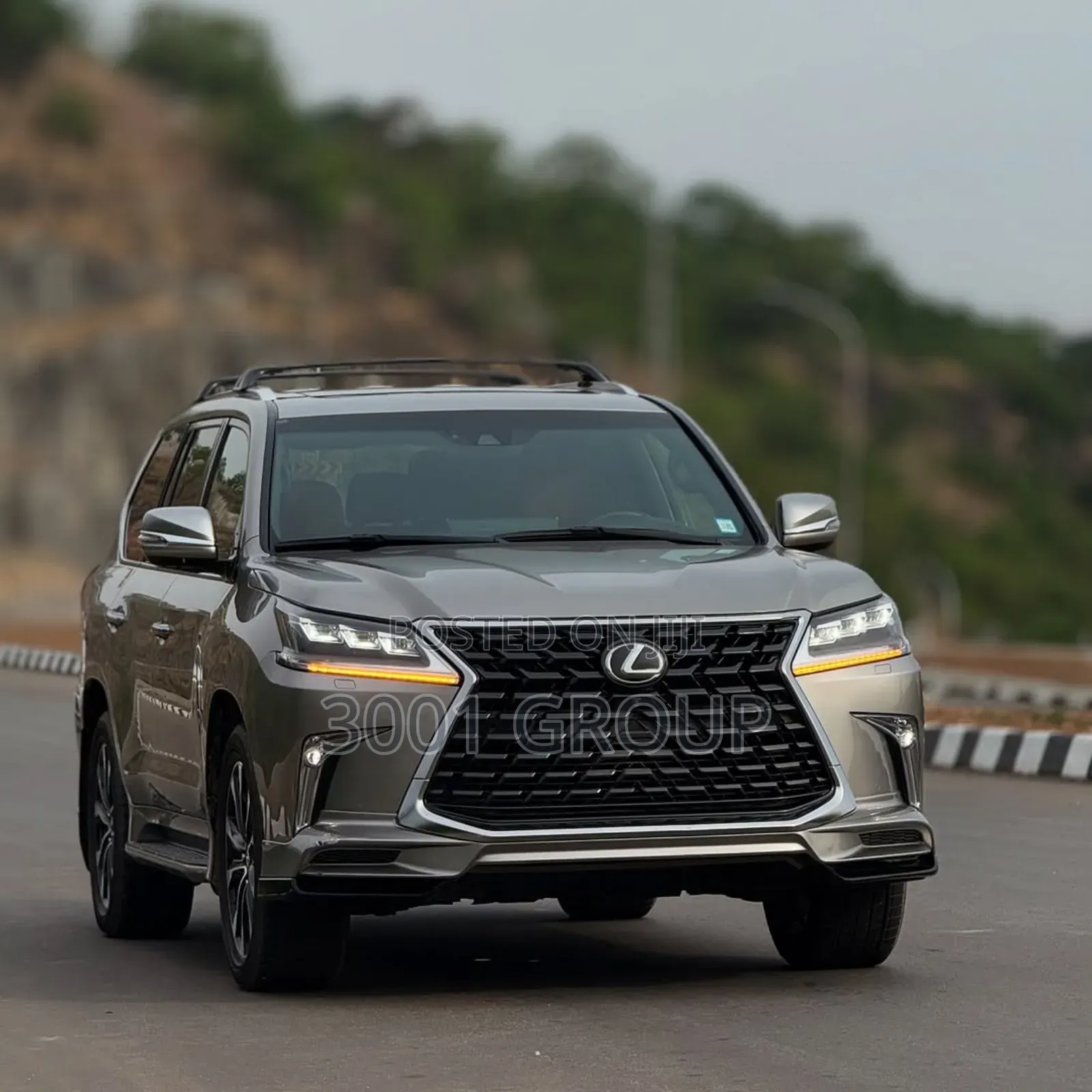 Lexus LX 2021 Silver