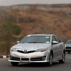 Toyota Camry SE Sport 4dr Sedan (2.5L 4cyl 6A) 2014 Silver