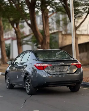 Toyota Corolla 2015 Gray