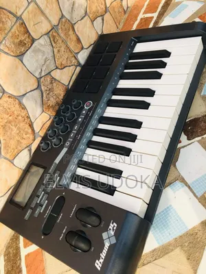 Photo - 25keys Axiom Usb Midi Piano/Keyboard