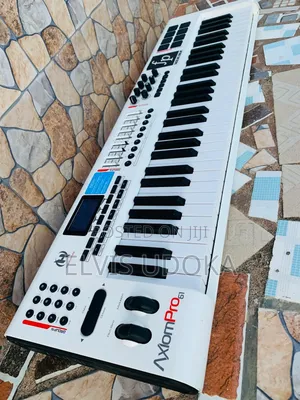 Photo - Axiom 61keys Pro Usb Midi Controller/Keyboard