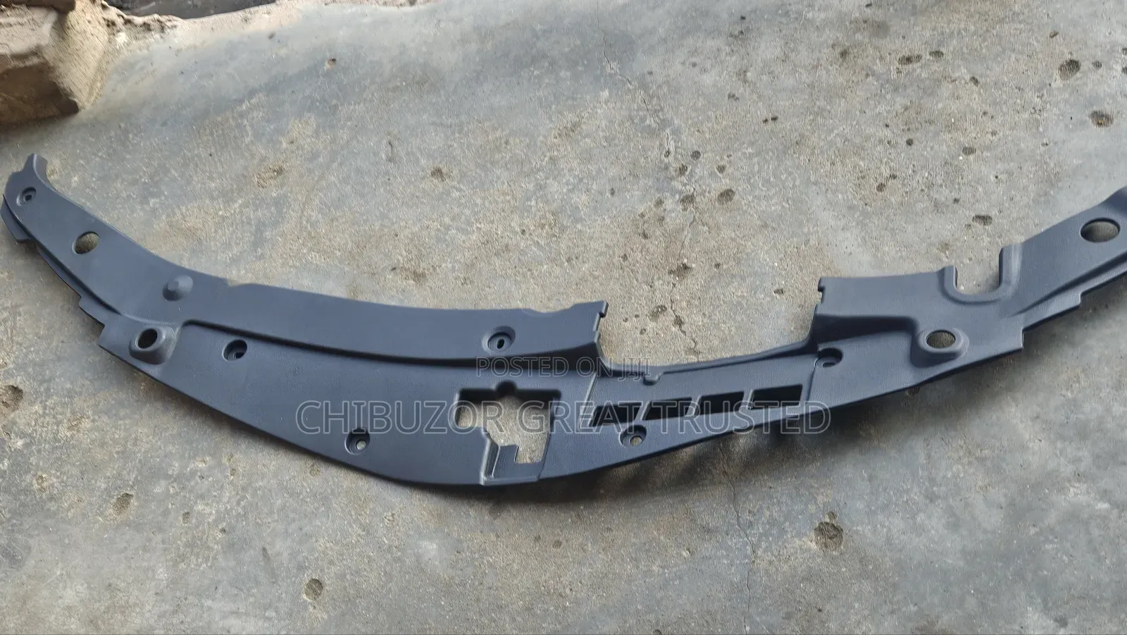 Radiator Plastic Camry 2012/2014