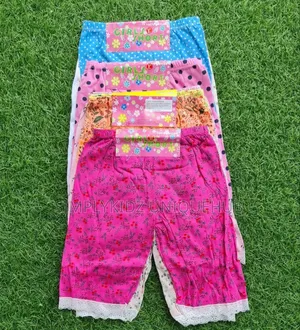 Photo - Quality 3in1 Girl's Short Tight
