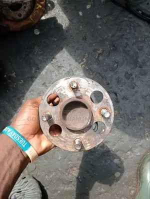 Toyota Yaris Back Hub 2008 Model