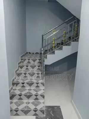 4bdrm Duplex in Warri for rent