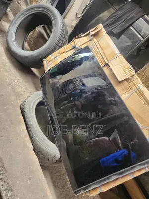 Roof Glass C300 2017 Center One