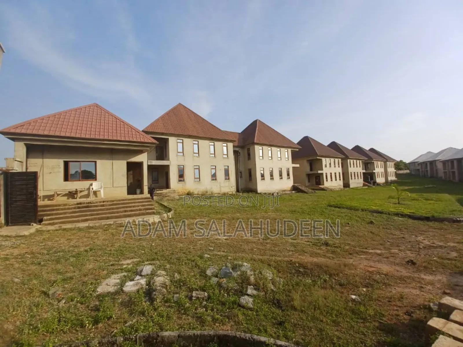 2bdrm Maisonette in Kuje for sale