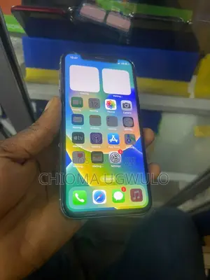 Apple iPhone X 64 GB White